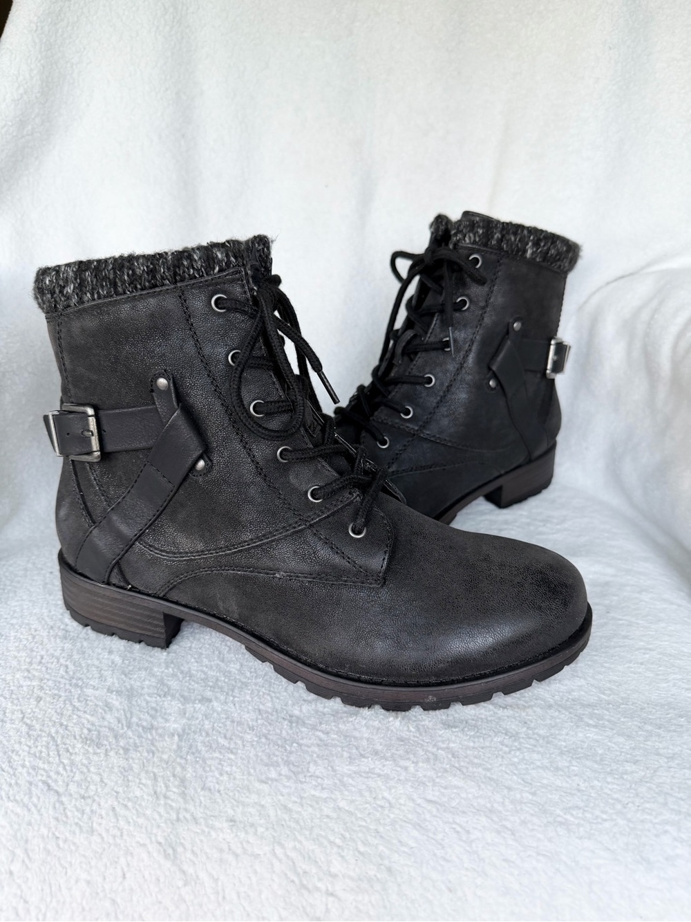 Crown Vintage Racine Combat Boots Womens Size 9.5M Black Side Zip Buckle Strap